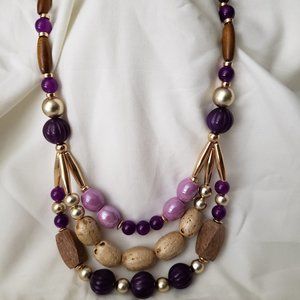 Statement fashion necklace